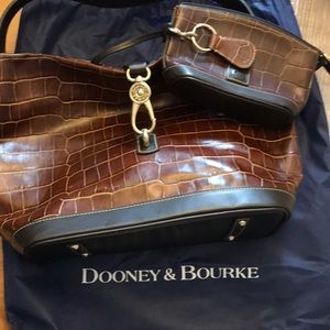 Dooney & Bourke bag